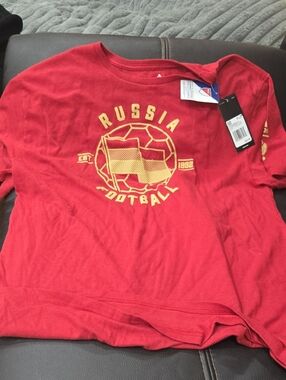 adidas Red Russia Football /soccer World Cup  Short Sleeve Tee with Yellow Print
